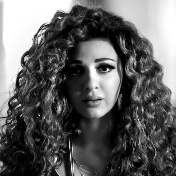 متن آهنگ Gharrouk از Myriam Fares کاور آهنگ Gharrouk از Myriam Fares