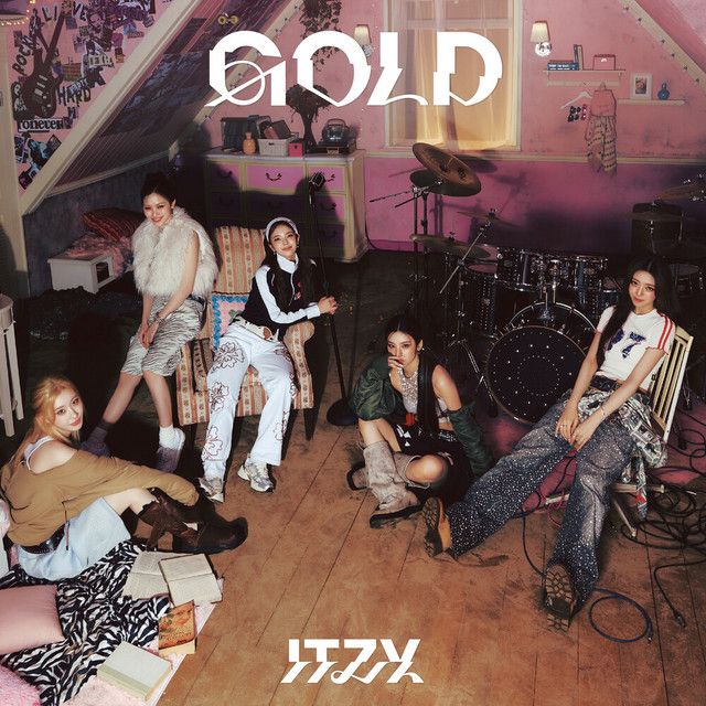 متن آهنگ GOLD (English Ver.) از ITZY کاور آهنگ GOLD (English Ver.) از ITZY