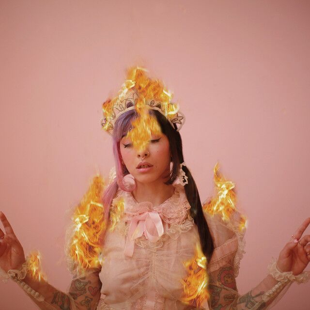 متن آهنگ Fire Drill از Melanie Martinez کاور آهنگ Fire Drill از Melanie Martinez
