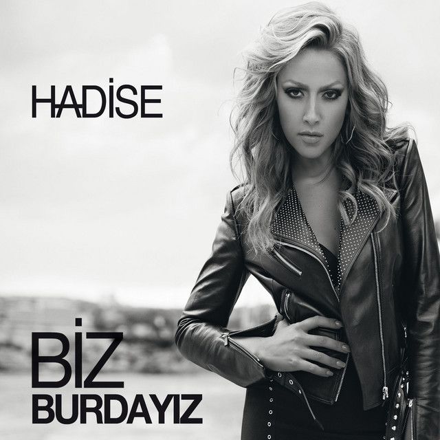 متن آهنگ Biz Burdayız (feat. Kaan) (Fistclass Remix) از Hadi کاور آهنگ Biz Burdayız (feat. Kaan) (Fistclass Remix) از Hadise