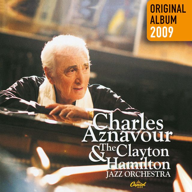 متن آهنگ De moins en moins از Charles Aznavour کاور آهنگ De moins en moins از Charles Aznavour