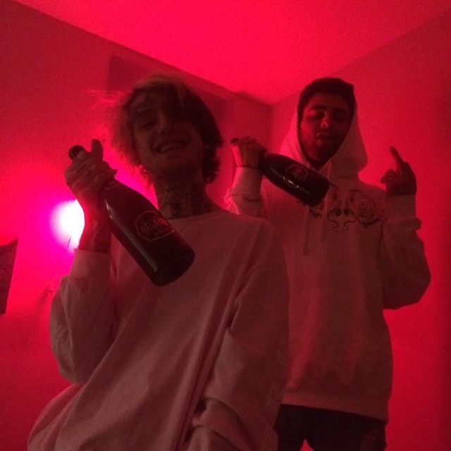 متن آهنگ downtown از Lil Peep کاور آهنگ downtown از Lil Peep