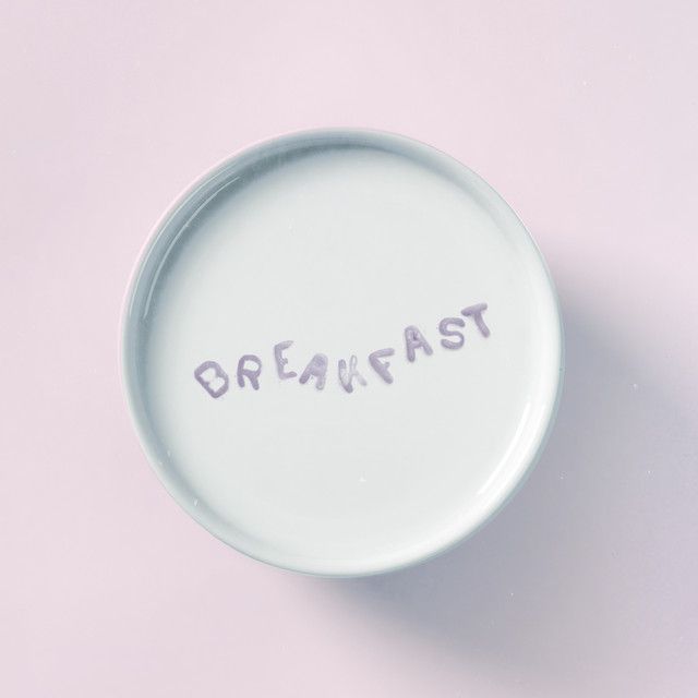 متن آهنگ Breakfast از Dove Cameron