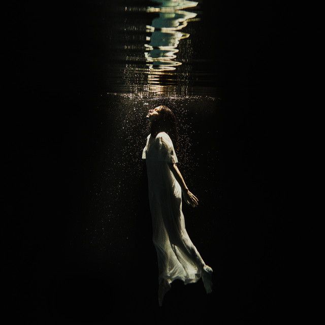 متن آهنگ A Different Kind of Love از Ghostly Kisses کاور آهنگ A Different Kind of Love از Ghostly Kisses