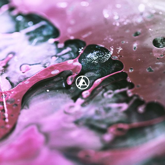متن آهنگ The Emptiness Machine از Linkin Park کاور آهنگ The Emptiness Machine از Linkin Park