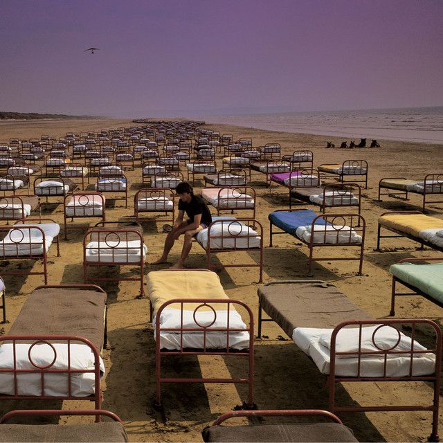 متن آهنگ The Dogs Of War - 2011 Remastered Version از Pink F کاور آهنگ The Dogs Of War - 2011 Remastered Version از Pink Floyd