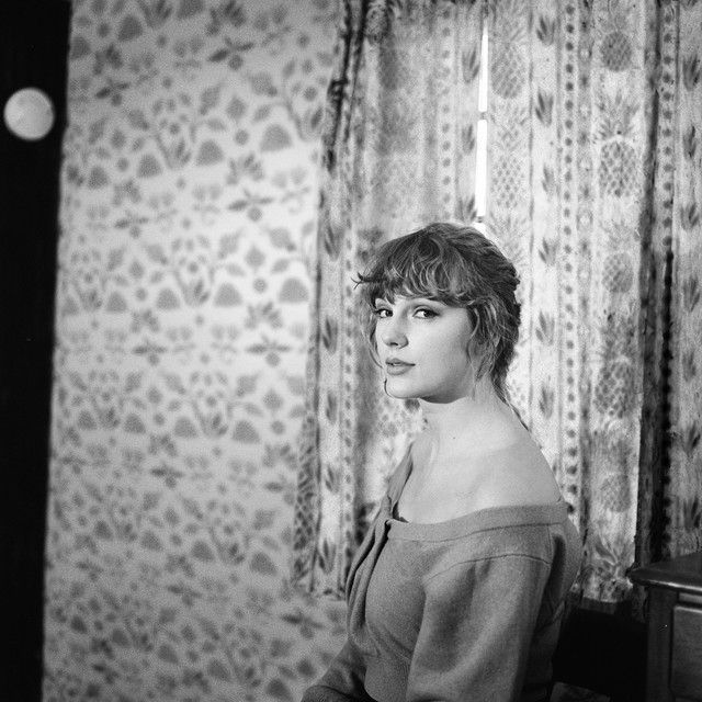 کاور آهنگ willow - moonlit witch version از Taylor Swift
