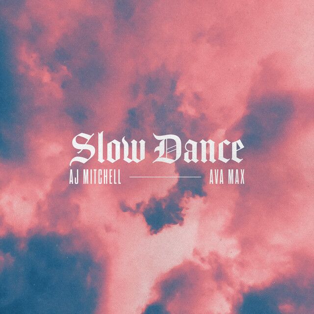 کاور آهنگ Slow Dance از Ava Max