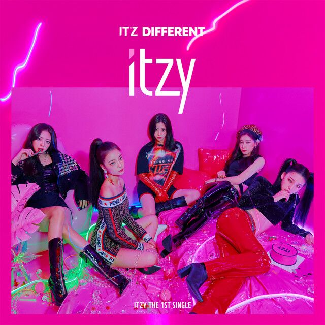 متن آهنگ WANT IT? از ITZY کاور آهنگ WANT IT? از ITZY
